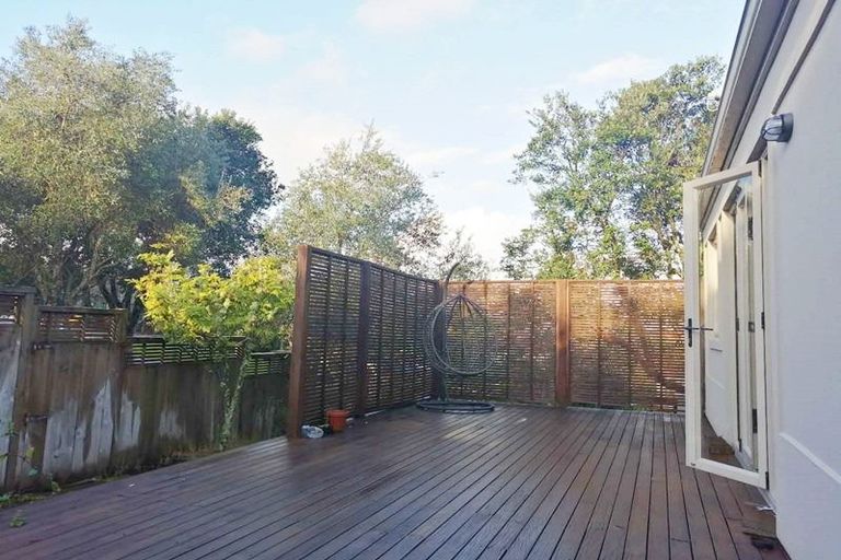 Photo of property in 17 Belle Verde Drive, Sunnynook, Auckland, 0630