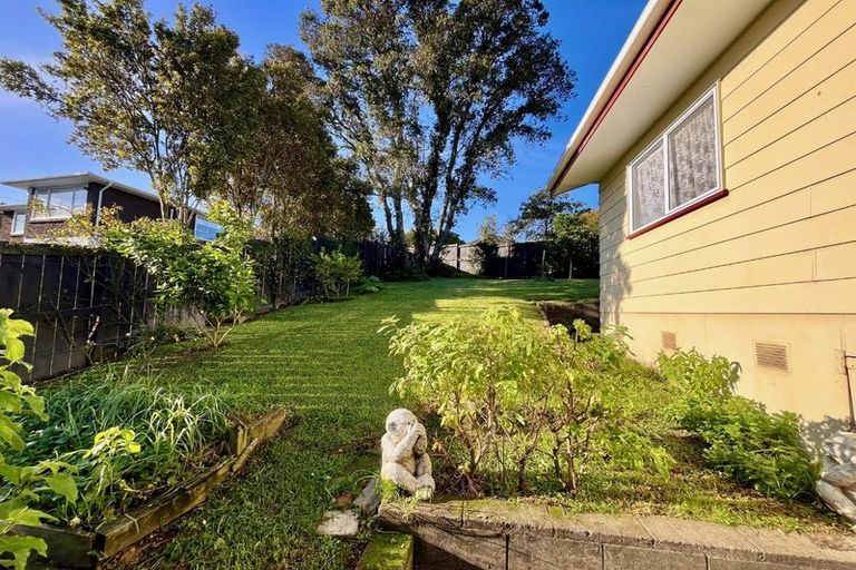 Photo of property in 7a Choice Avenue, Henderson, Auckland, 0612