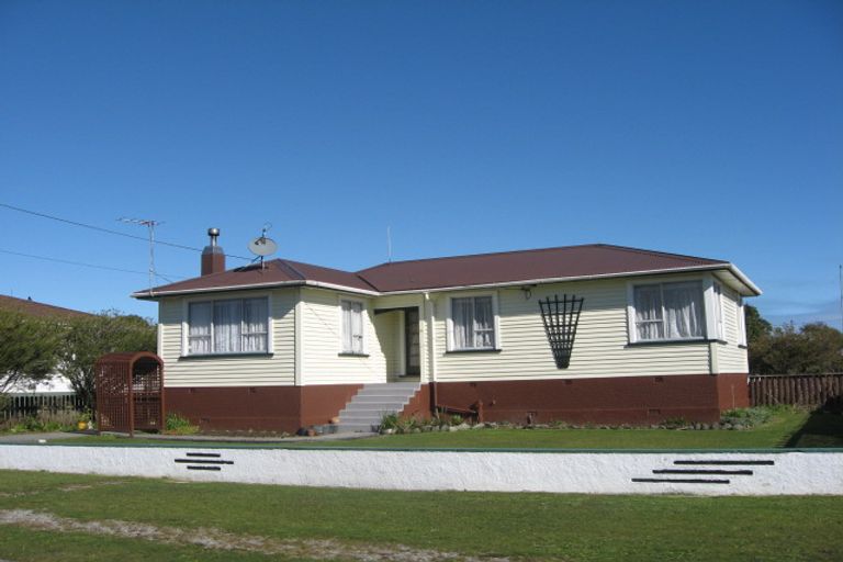 Photo of property in 14 Peel Street, Cobden, Greymouth, 7802