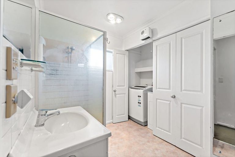Photo of property in 42 Alfriston Road, Manurewa East, Auckland, 2102