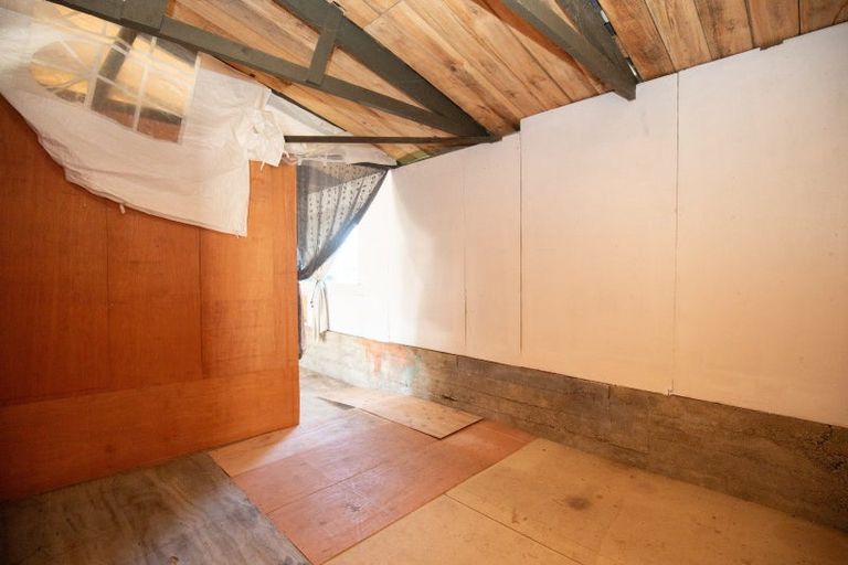 Photo of property in 18 Orchard East Road, Ngatea, 3503