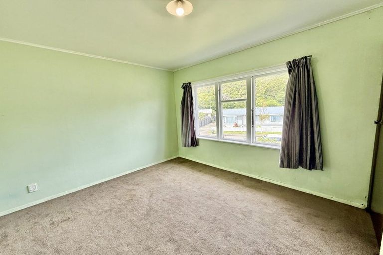 Photo of property in 1/18 Eldon Grove, Taita, Lower Hutt, 5019
