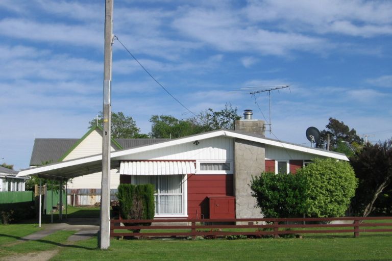 Photo of property in 1 Queens Road, Elgin, Gisborne, 4010