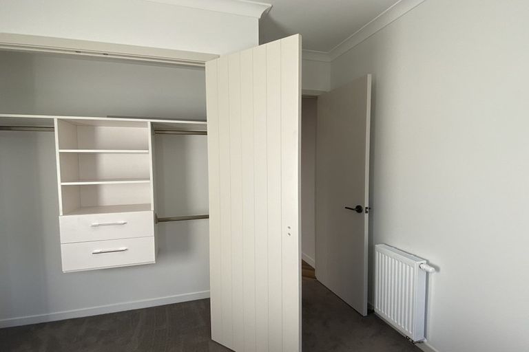 Photo of property in 16 Cloonlyon Drive, Flat Bush, Auckland, 2019