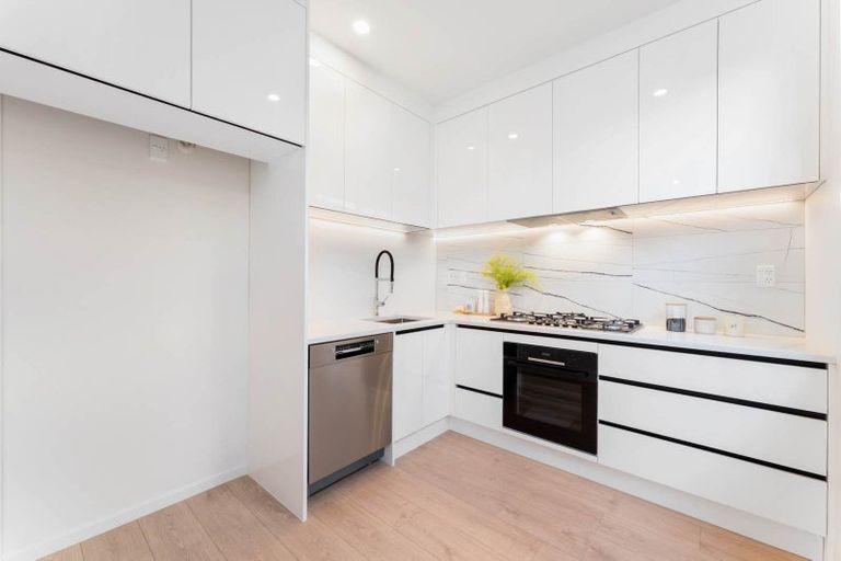 Photo of property in 41f Kowhai Road, Mairangi Bay, Auckland, 0630