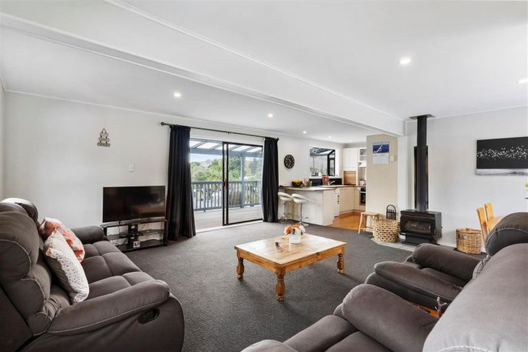 Photo of property in 20 Bertram Road, Kawakawa Bay, 2585