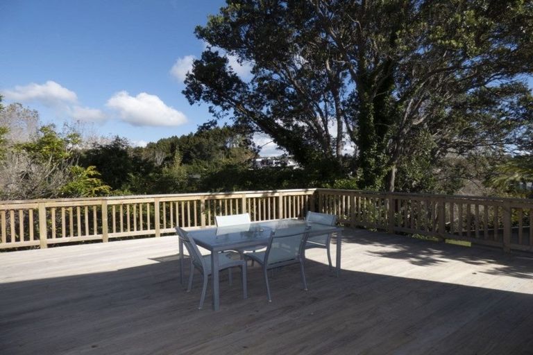 Photo of property in 97 Poplar Grove, Whalers Gate, New Plymouth, 4310