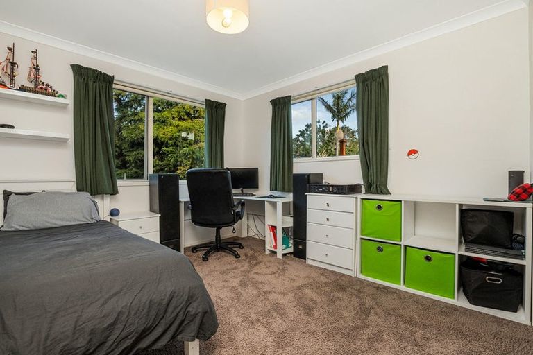 Photo of property in 19 Twin Court, Albany, Auckland, 0632