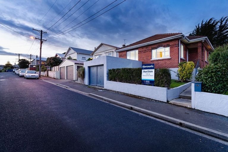 Photo of property in 11 Wills Street, Balaclava, Dunedin, 9011