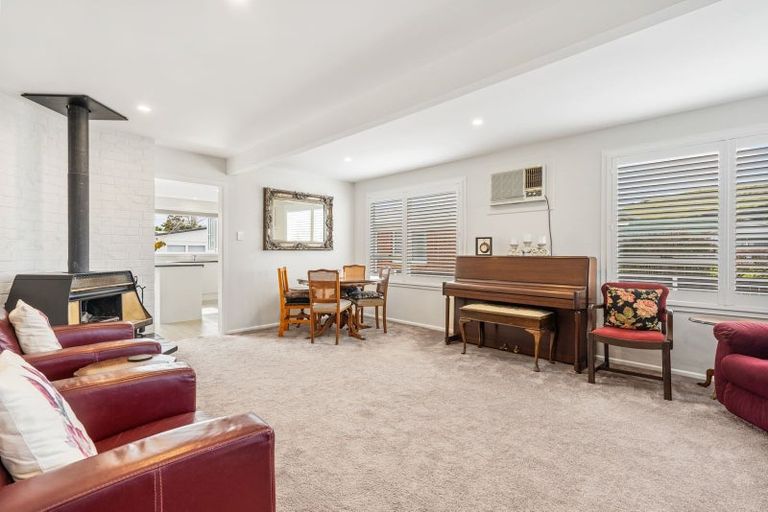 Photo of property in 11 Wellesley Road, Mangere Bridge, Auckland, 2022