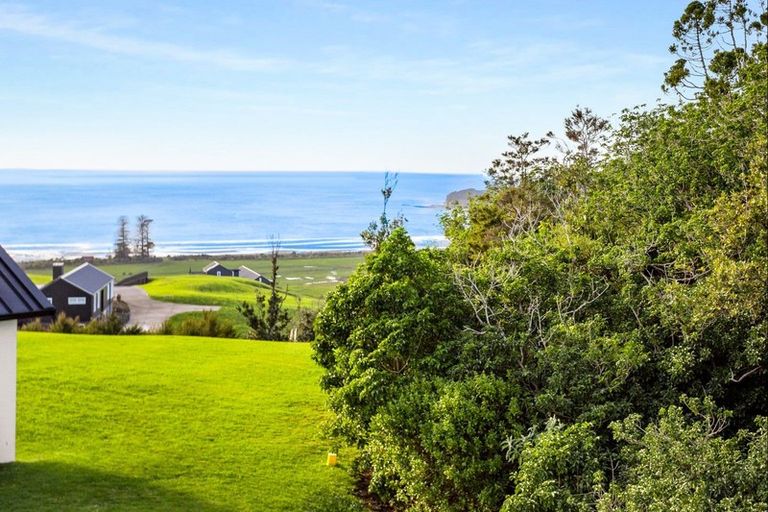 Photo of property in 46 Taha Puke Road, Okura Bush, Silverdale, 0794