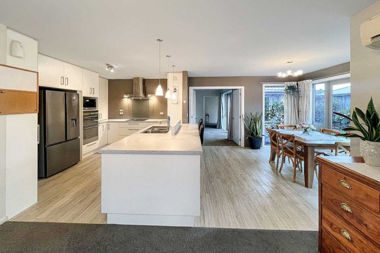 Photo of property in 19 Birchgrove Gardens, Mairehau, Christchurch, 8052