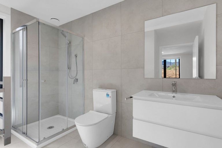 Photo of property in 42 Ladeira Place, Fitzroy, Hamilton, 3206
