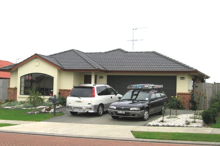 Photo of property in 39 Richfield Crescent, Westgate, Auckland, 0614