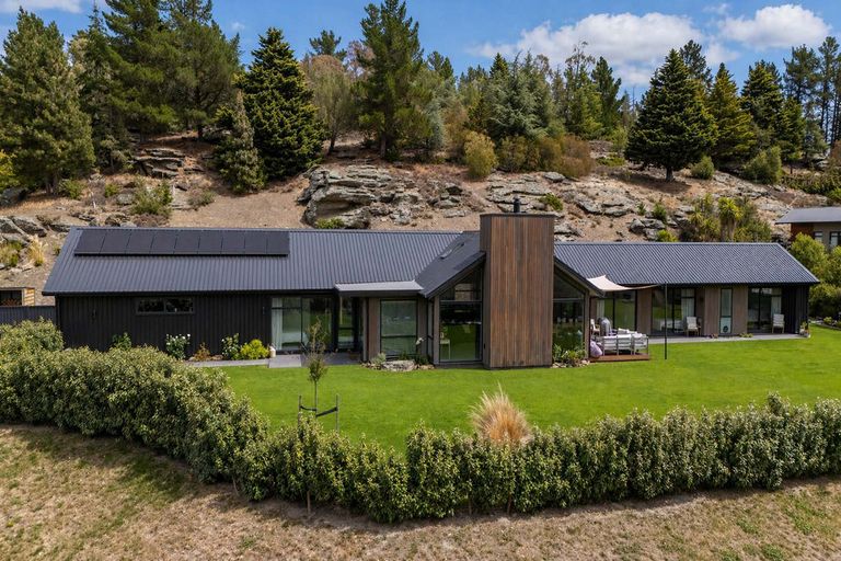 Photo of property in 98 Aronui Road, Bridge Hill, Alexandra, 9320