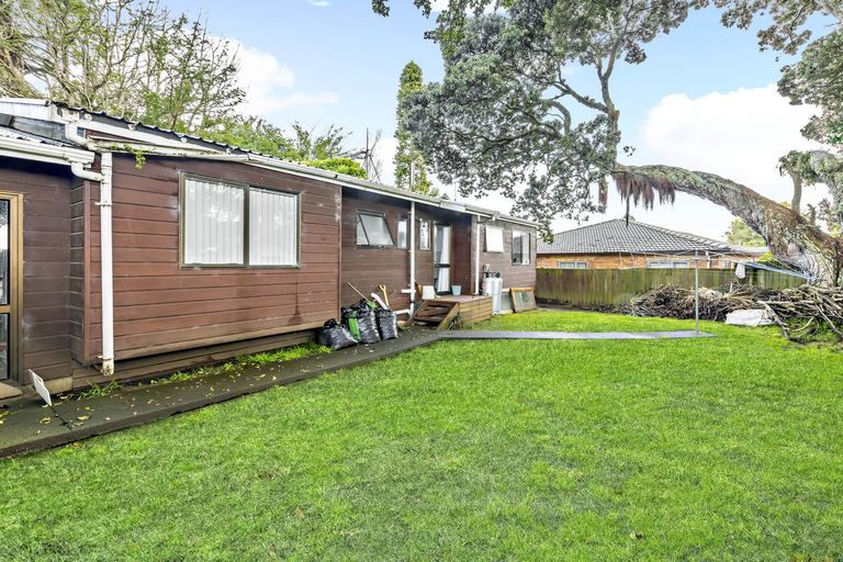 Photo of property in 2/122 Gray Avenue, Papatoetoe, Auckland, 2024