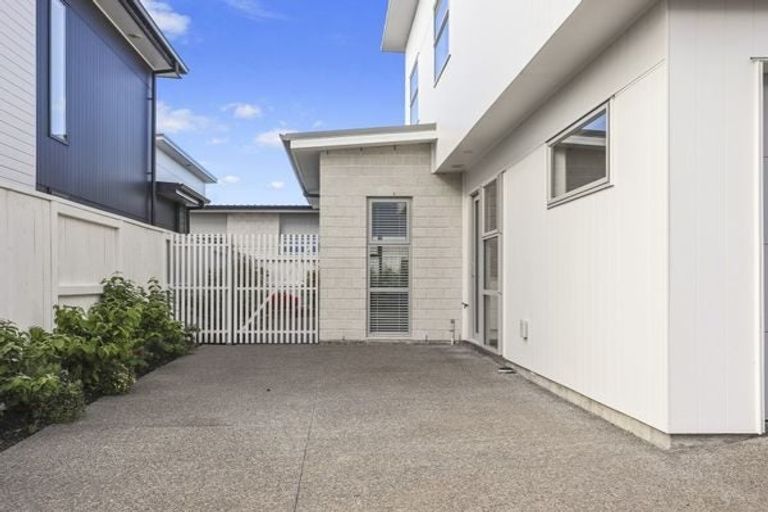 Photo of property in 4 Taniko Lane, Papamoa, 3118