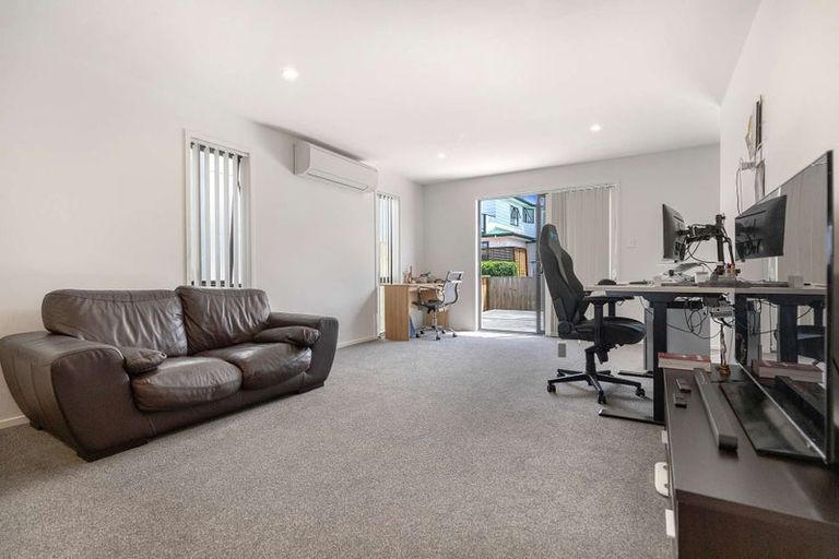 Photo of property in 66 Jacks Landing Drive, Hamilton Lake, Hamilton, 3204