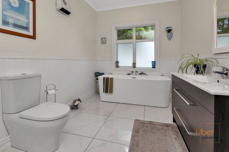 Photo of property in 113 Gibbons Road, Kaiwaka, 0573