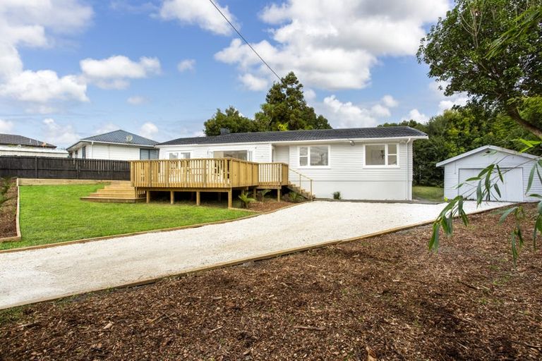 Photo of property in 54 St Leonards Road, Kelston, Auckland, 0602