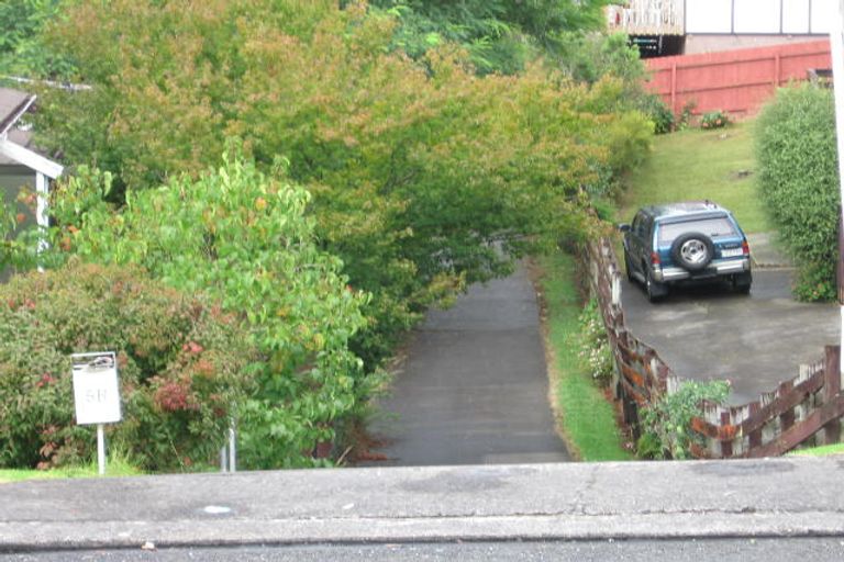 Photo of property in 2/5 Tirimoana Road, Te Atatu South, Auckland, 0602