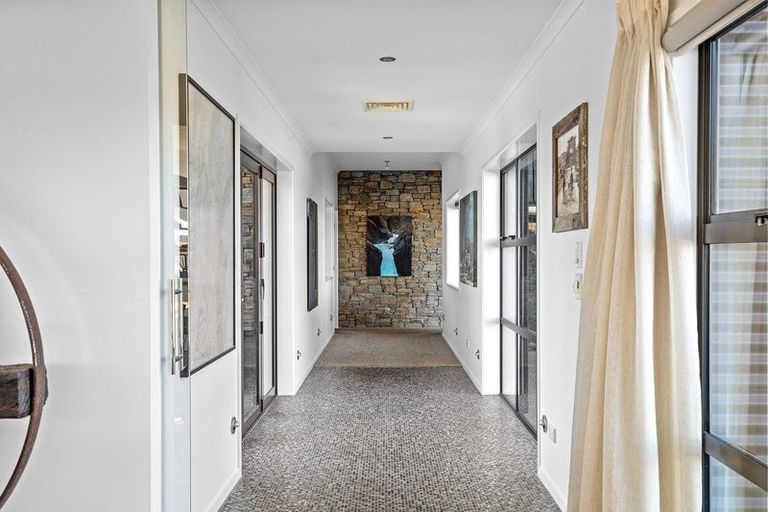 Photo of property in 309 Golden Road, Springvale, Alexandra, 9393