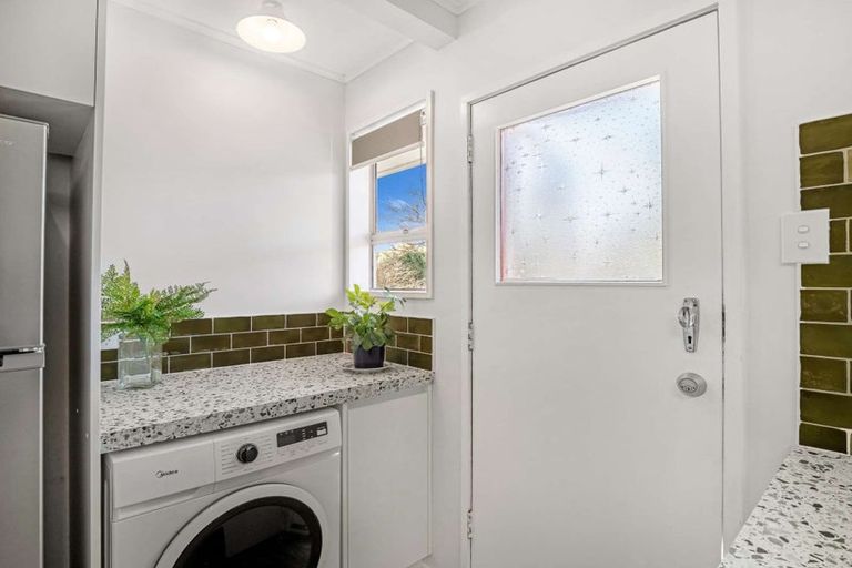 Photo of property in 1 Langley Avenue, Milson, Palmerston North, 4414