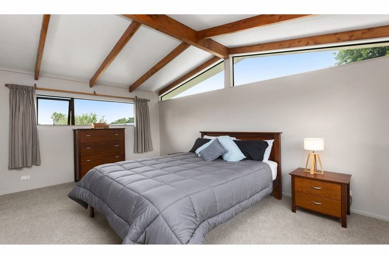 Photo of property in 30 Pulham Crescent, Queenwood, Hamilton, 3210