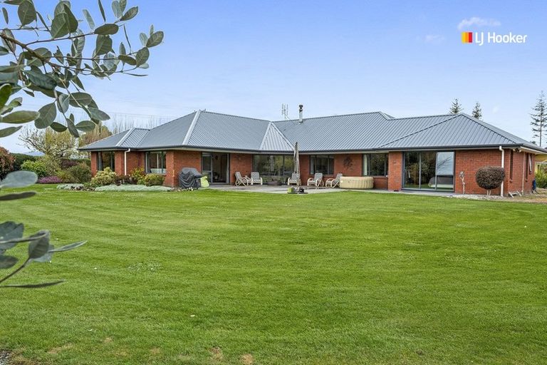 Photo of property in 55 Bell Street, Outram, 9019