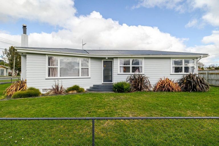 Photo of property in 8 King Street, Pahiatua, 4910