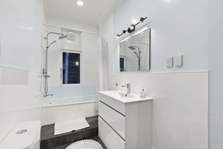 Photo of property in 29 Boundary Road, Kelburn, Wellington, 6012