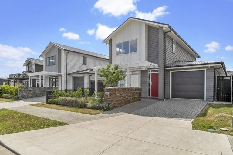 Photo of property in 19 Fort Lincoln Loop, Karaka, Papakura, 2113