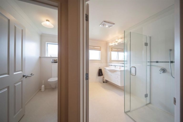 Photo of property in 33c Argyle Street, Hawera, 4610