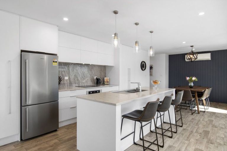 Photo of property in 34 Awataha Crescent, Pyes Pa, Tauranga, 3110