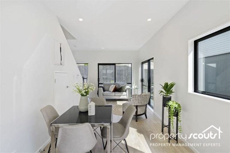 Photo of property in 3/24 Andrew Road, Howick, Auckland, 2010