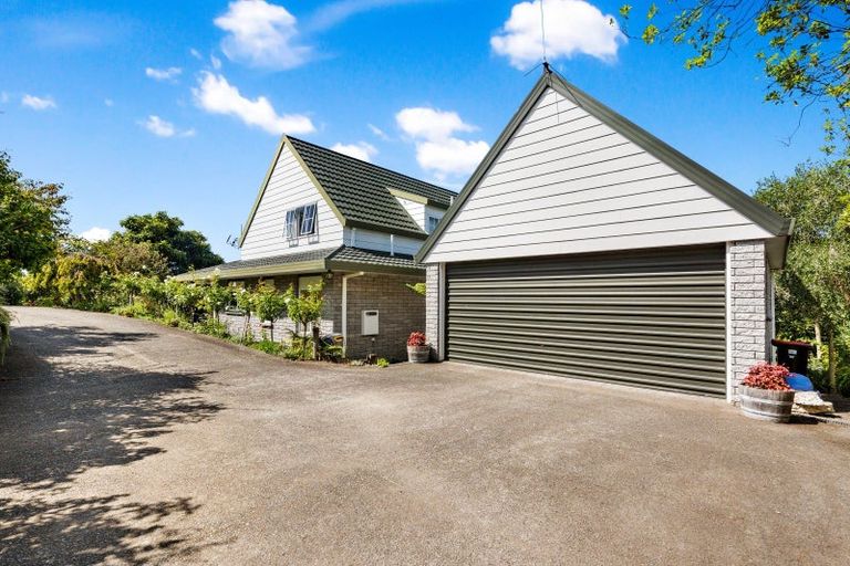Photo of property in 27 Hikanui Drive, Havelock North, 4130
