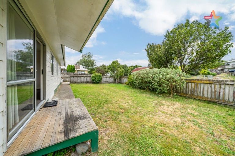 Photo of property in 3 Moonstone Grove, Birchville, Upper Hutt, 5018