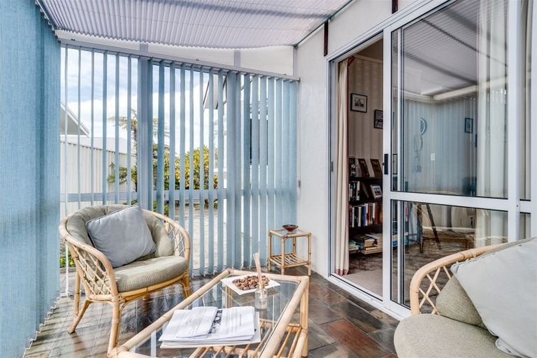 Photo of property in 1/20 Howard Road, Taradale, Napier, 4112