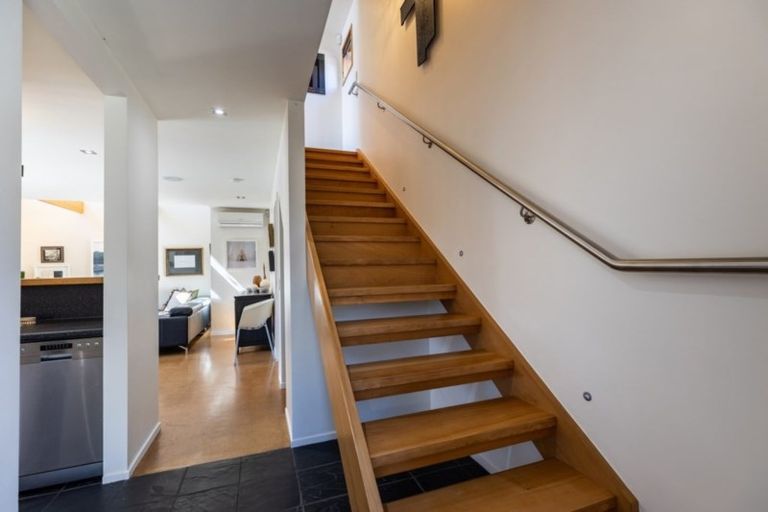 Photo of property in 64 Bronte Street East, Nelson, 7010