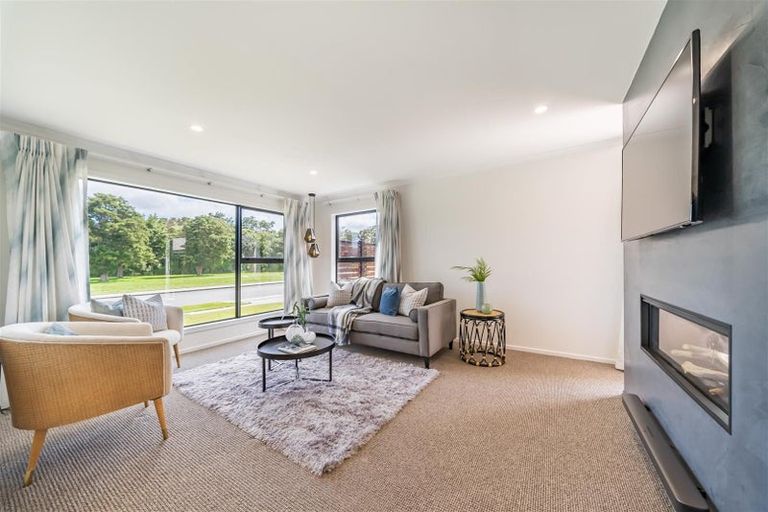 Photo of property in 11 Buddle Road, Wallaceville, Upper Hutt, 5018