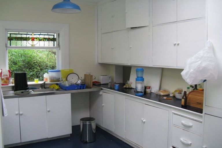 Photo of property in 36 Lawrence Street, Newtown, Wellington, 6021