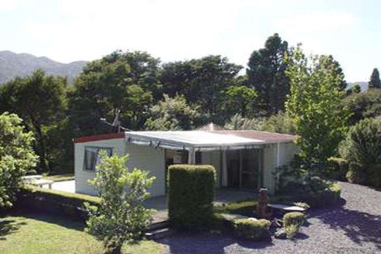 Photo of property in 515 Albert Street, Coromandel, 3506