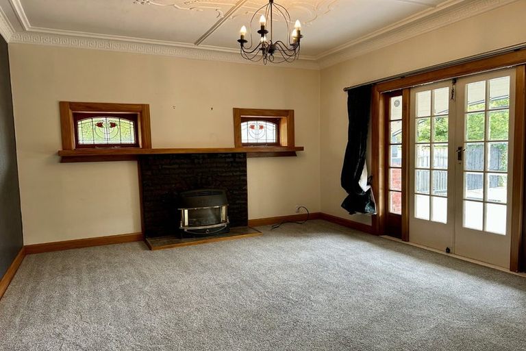 Photo of property in 42 Puriri Terrace, Roslyn, Palmerston North, 4414