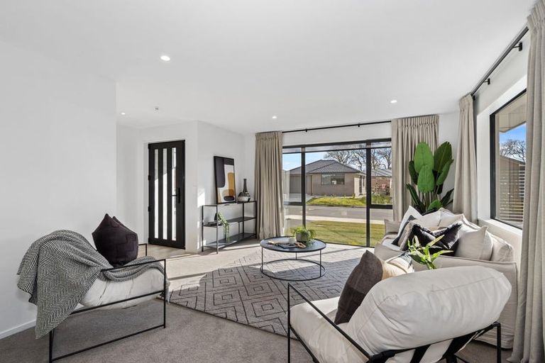 Photo of property in 11 Quinn Crescent, Woodend, 7610