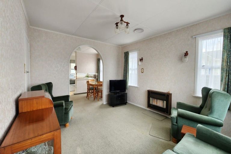 Photo of property in 12 Attlee Place, Feilding, 4702