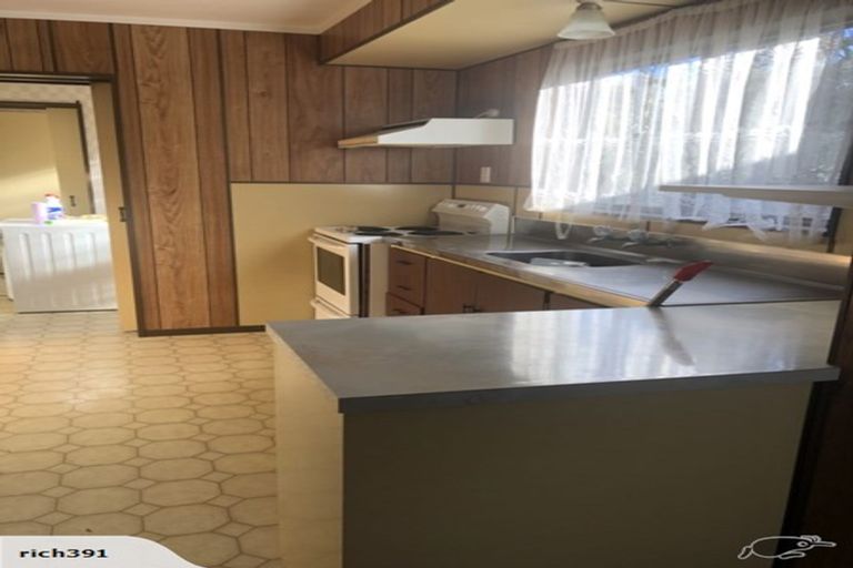 Photo of property in 2a Hilton Grove, Kelvin Grove, Palmerston North, 4414