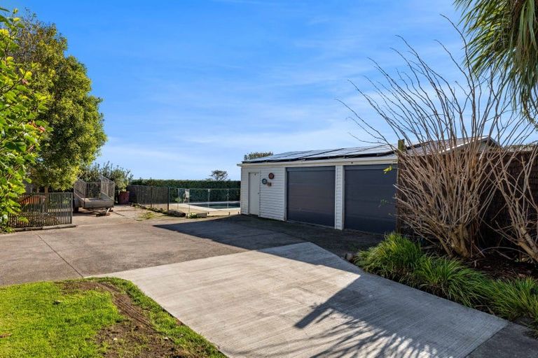 Photo of property in 7091 South Road, Warea, New Plymouth, 4381