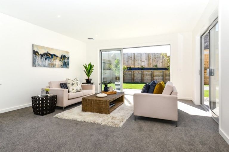 Photo of property in 21 Waireka Road, Rototuna North, Hamilton, 3210