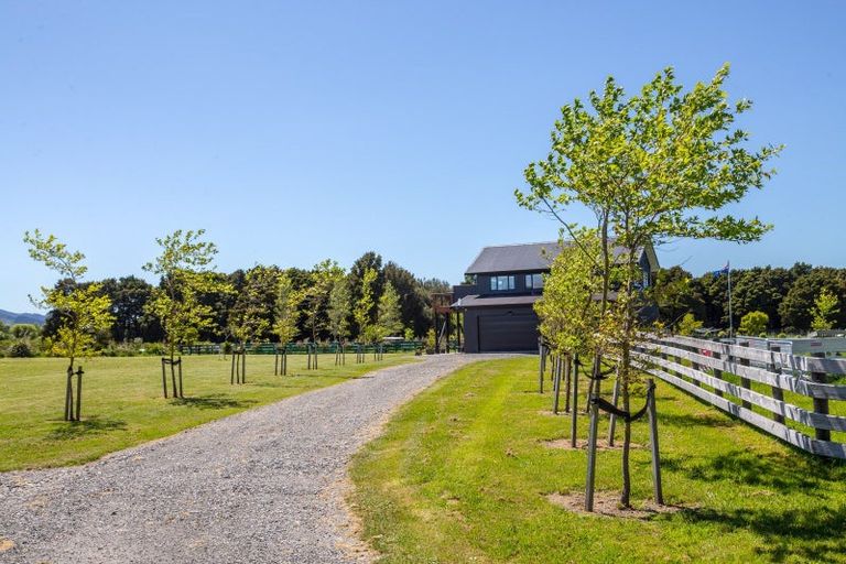 Photo of property in 50 Flax Cutter Lane, Woodside, Greytown, 5794