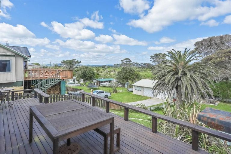 Photo of property in 346 Pukehina Parade, Pukehina, 3189